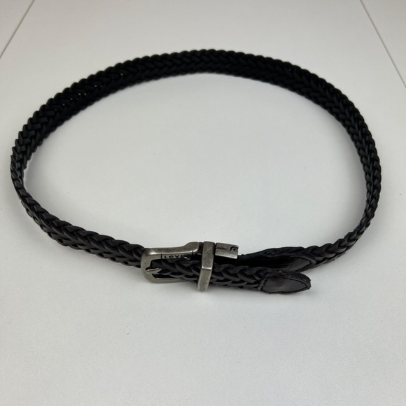 Levi's Kids Genuine Leather Braided Belt in Reversible Dark Brown/Black - Picture 3 of 6